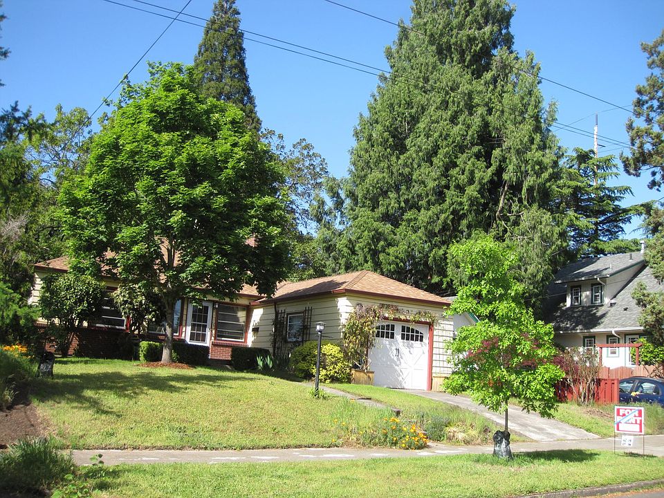 Includes a 5,000 square foot lot and fenced back yard