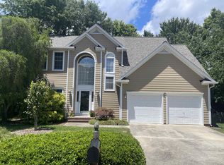 8833 Kirkstall Ct, Raleigh, NC 27615