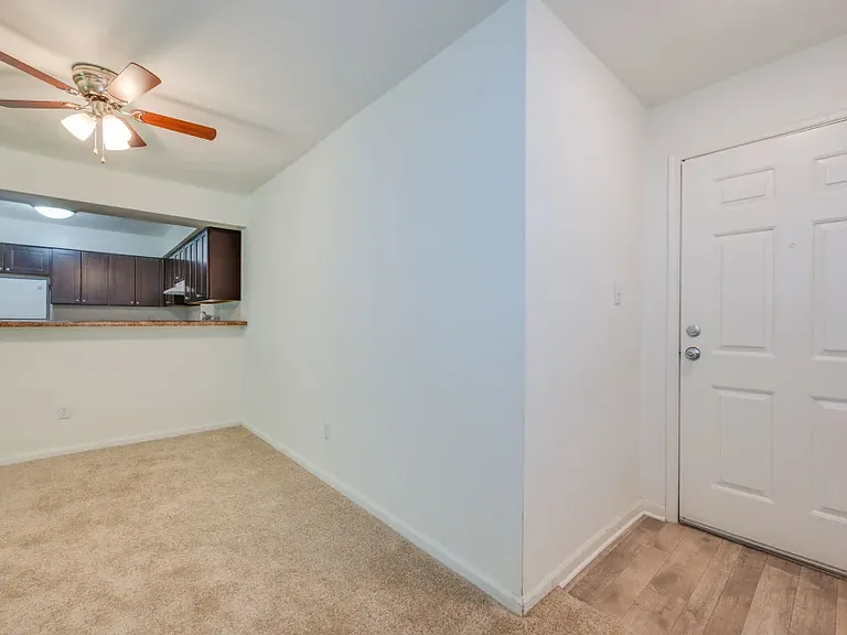 204 Rosegate Pl #STG — Photo 3