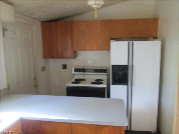 3rd image of 2395 Montgomery Ave NW