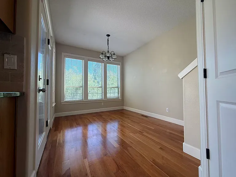 3913 NW 148th Pl #3913 — Photo 8