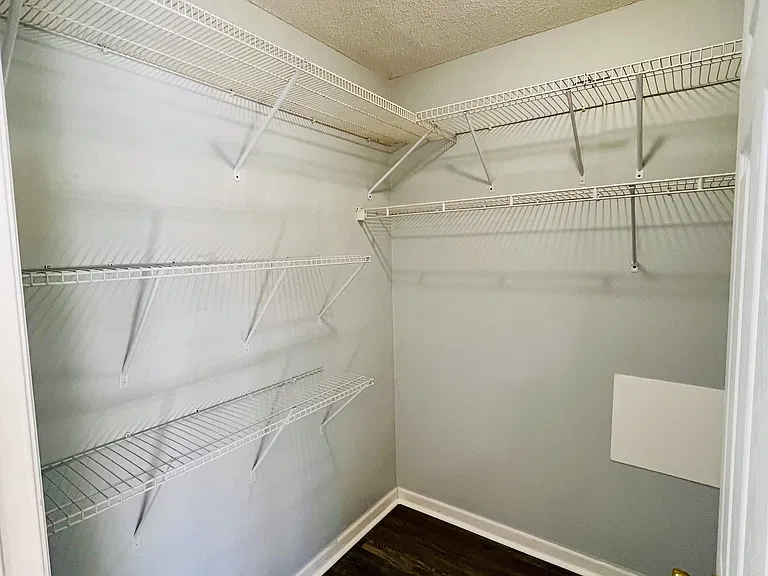 105 Foxtrail Dr — Photo 10