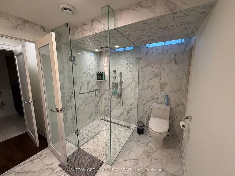 107 Princeton Gate #BASEMENT — Photo 15