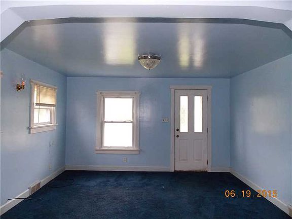 4th image of 1168 Steubenville Pike