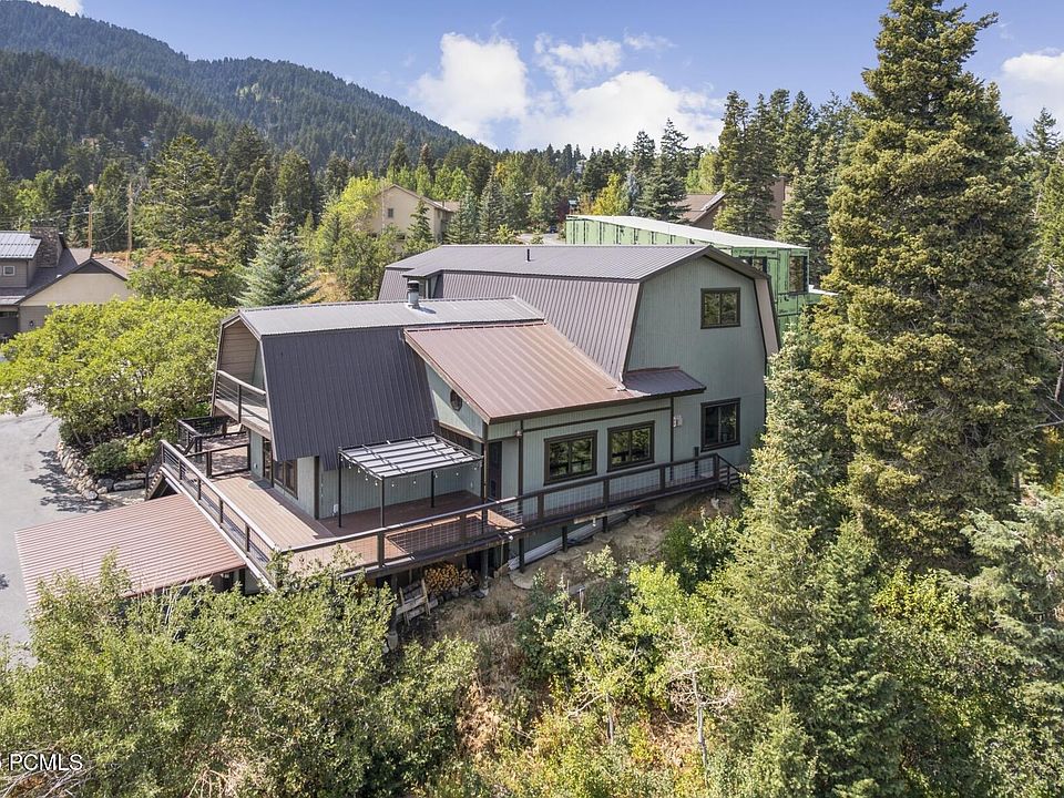 1st image of 355 Woodland Dr