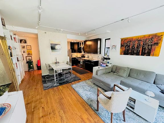 3rd image of 5 W 127th St APT 1C