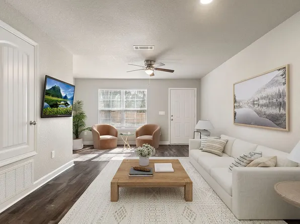 Crepe Myrtle Apartments, 150 S Crow Rd #7eb29d494, Pensacola, FL 32506