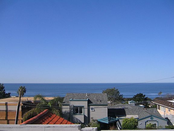 Potential second story view to the west