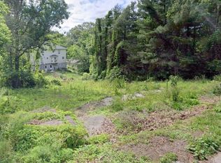 304 Ivy St, Rossville, GA 30741