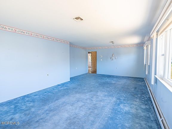5th image of 6 Bolans Court
