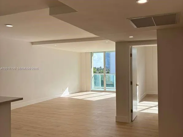 19390 Collins Ave APT 520, Sunny Isles Beach, FL 33160