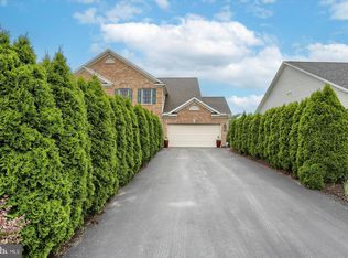 423 Baumgardner Dr, Harrisburg, PA 17112