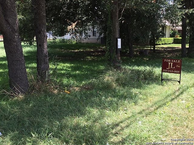 1st image of 10815 West Ave