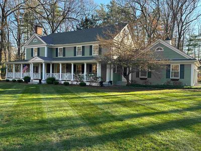 39 Pilgrim Drive, Bedford, NH, 03110