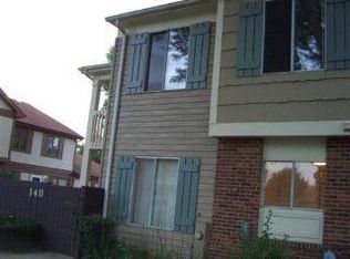 14 E Fernwood Dr, Bolingbrook, IL 60440