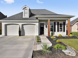 104 Rue Des Bouvier, Youngsville, LA 70592