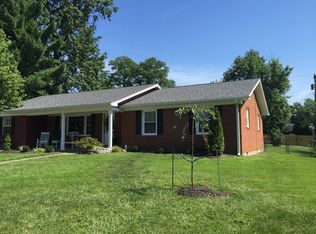120 Lowry Ln, Wilmore, KY 40390