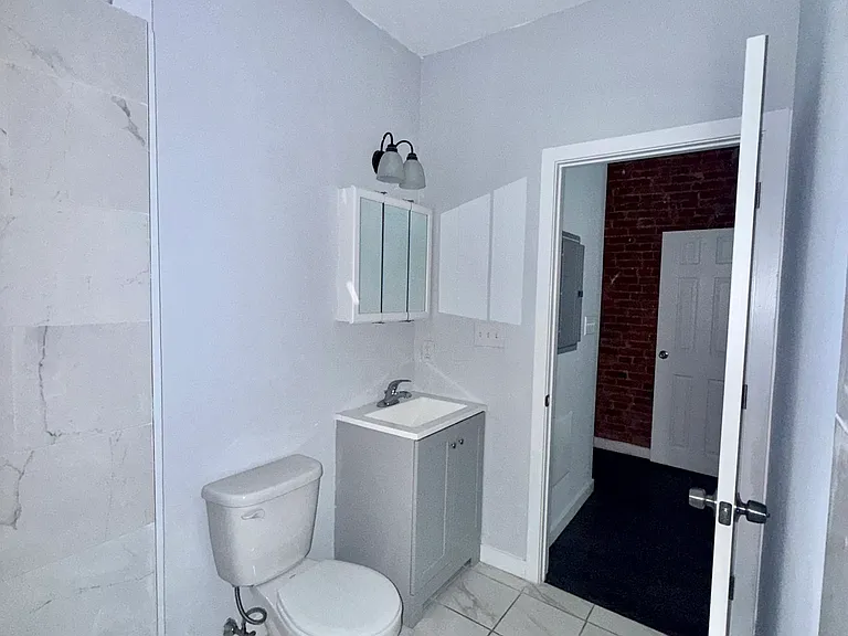 2113 S 15th St #1 — Photo 29