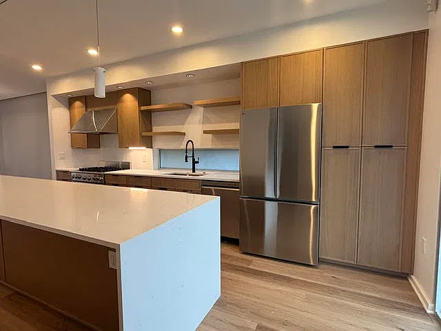 2 bed, 3.5 bath, 3220 sqft, $7,000 — Photo 3