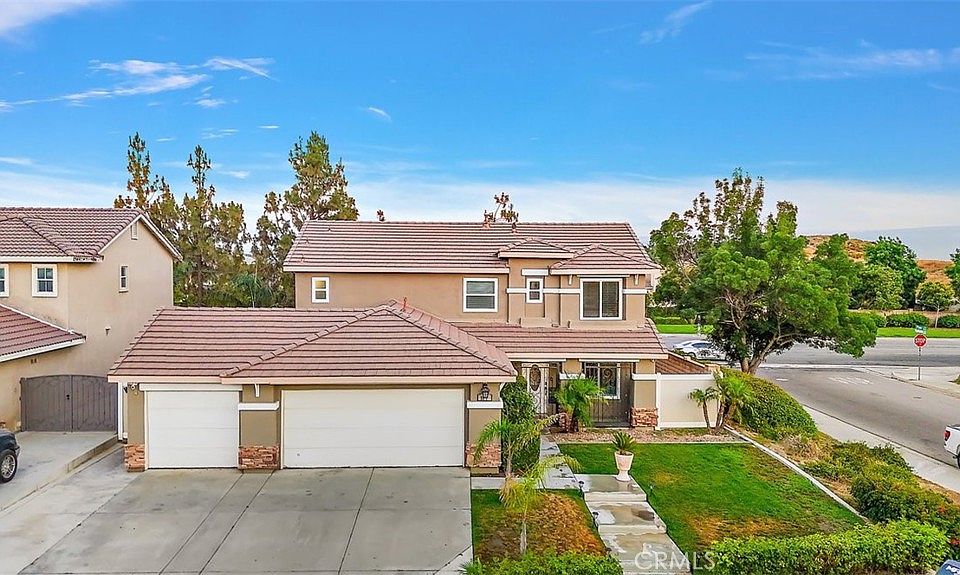 1st image of 5907 Honeysuckle Ln