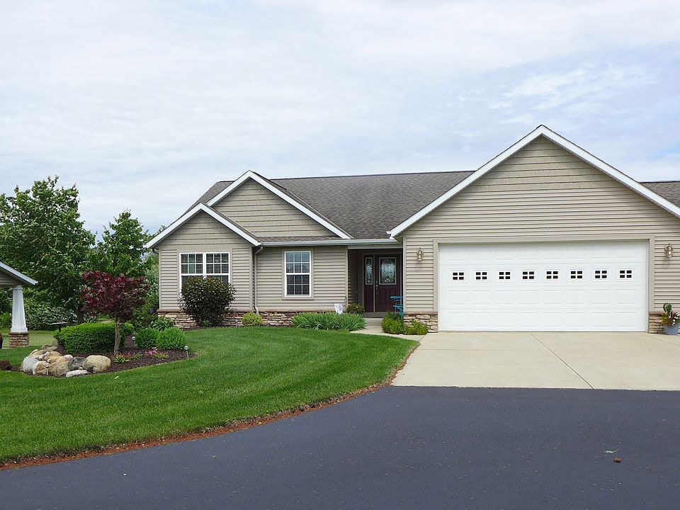 1st image of 4705 46th St