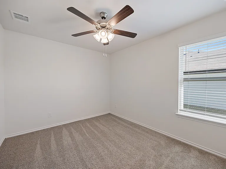 214 Crookedfield Dr — Photo 12