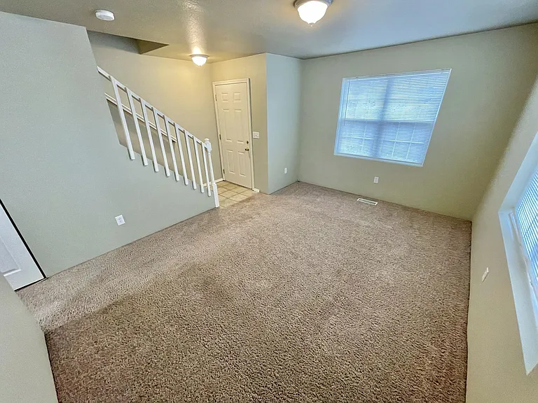 2278 Holabird Ave — Photo 7