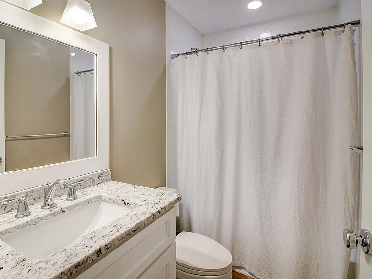 590 Marina Dr #1-D22 — Photo 10