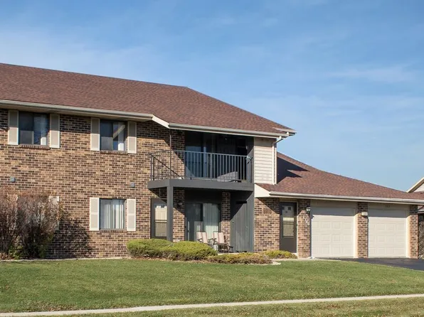 6226 80th Pl #203, Kenosha, WI 53142