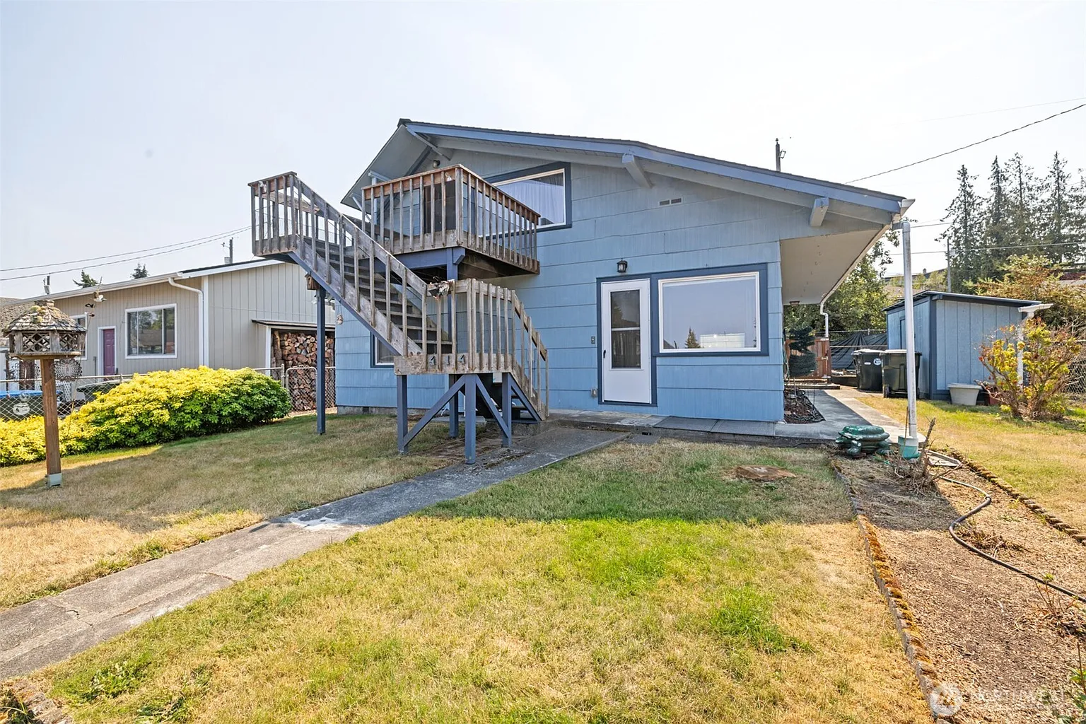 414 E Lopez Avenue photo 1