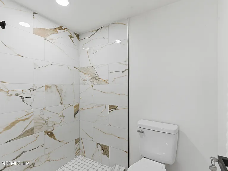 7602 Las Palmas Way #181 — Photo 28
