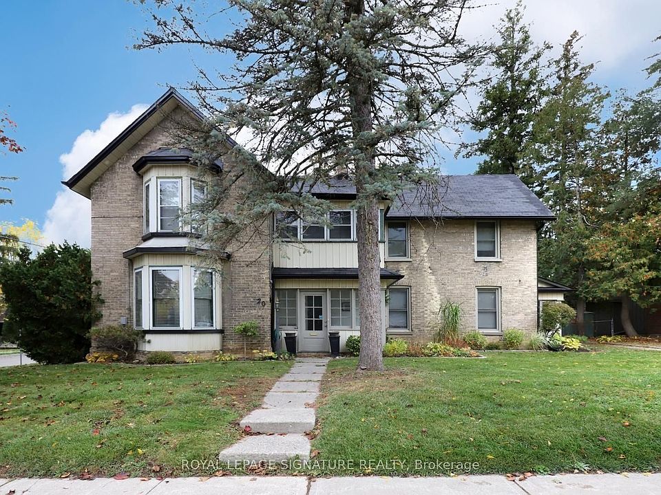 1st image of 20 Reuben St #18
