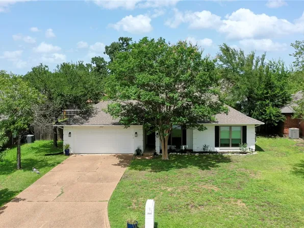 2907 Pueblo Ct S, College Station, TX 77845