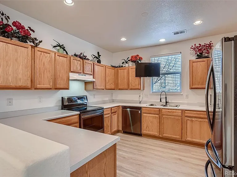6387 S Xanadu Way — Photo 5