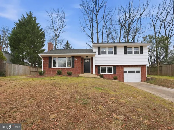 7113 Falcon St, Annandale, VA 22003