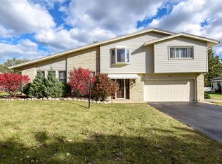 9026 N 60th St, Brown Deer, WI 53223