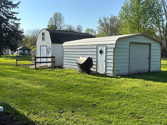 5th image of 5068 S Us Highway 35