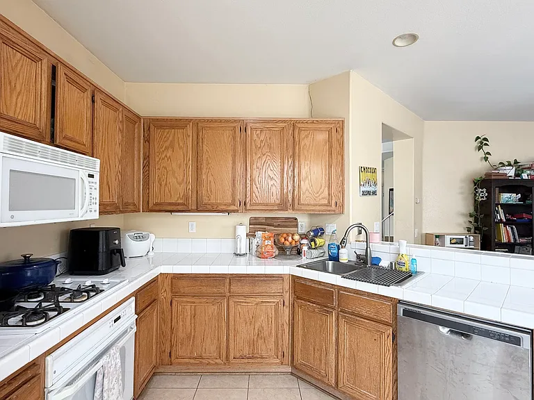 9580 Capricorn Way — Photo 10