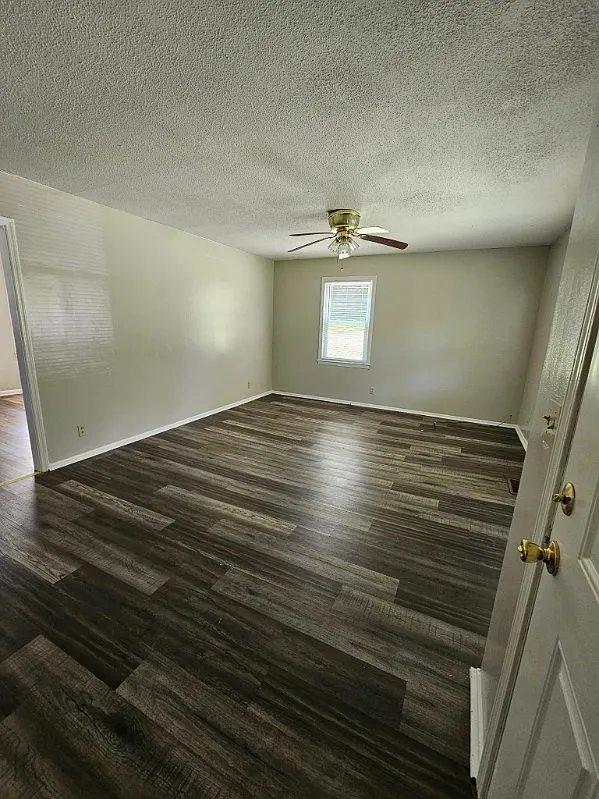 2 bed, 1029 sqft, $1,150 — Photo 4
