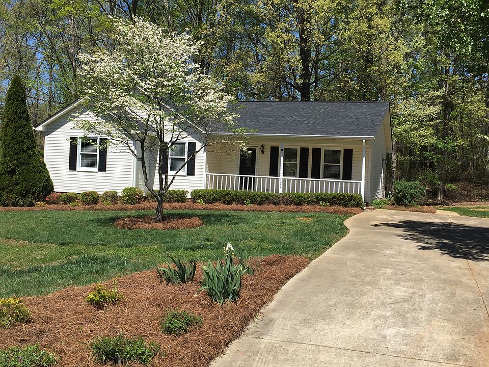 1st image of 7285 Hagers Hollow Dr