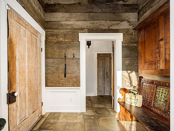 17th image of 1825 Elkton Pike
