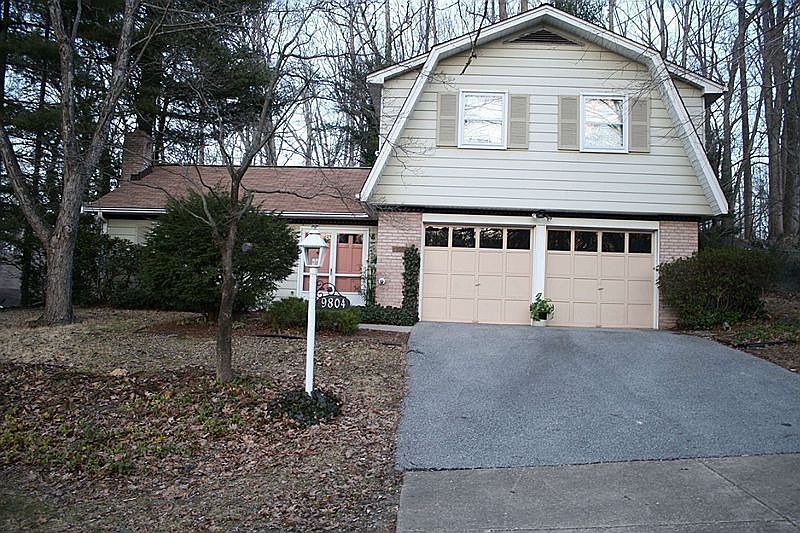 1st image of 9804 Tam O Shanter Dr