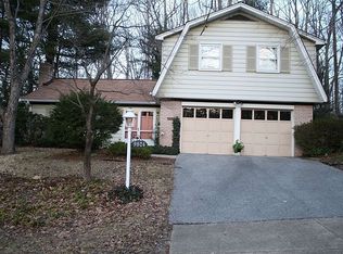 9804 Tam O Shanter Dr, Upper Marlboro, MD 20772