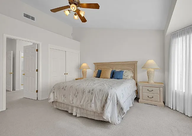 2912 S Redondo Blvd #2 — Photo 6