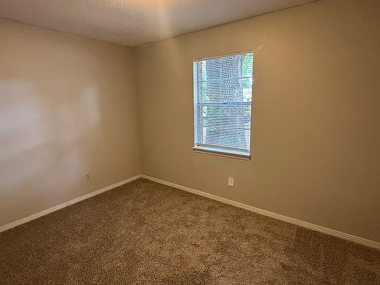 4233 W Avenida De Golf — Photo 9