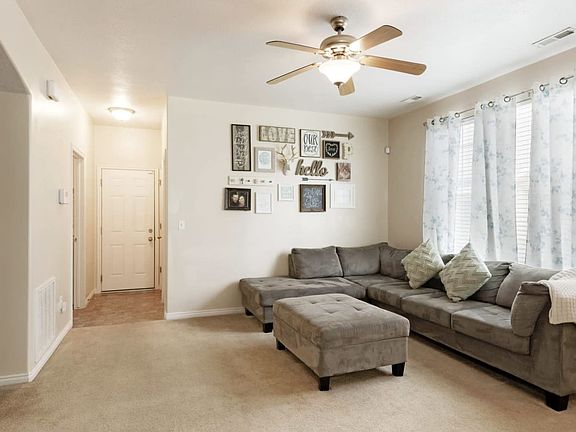 3rd image of 6303 W Traveler Ln