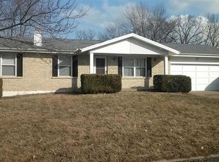 1466 Arapahoe Way, Saint Charles, MO 63304