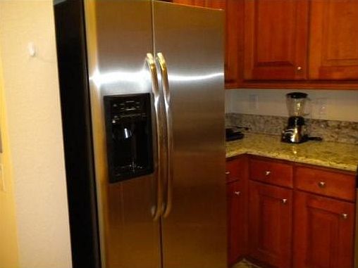 3rd image of 3500 Oaks Clubhouse Dr #406
