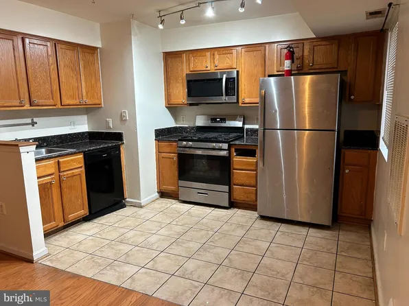 4110 Ames St NE APT 102, Washington, DC 20019