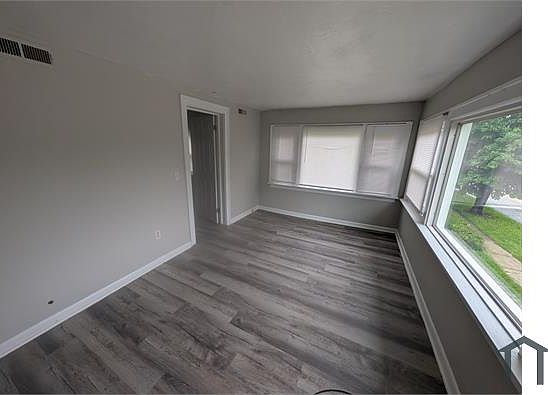 4th image of 608 W Highland Ave #1